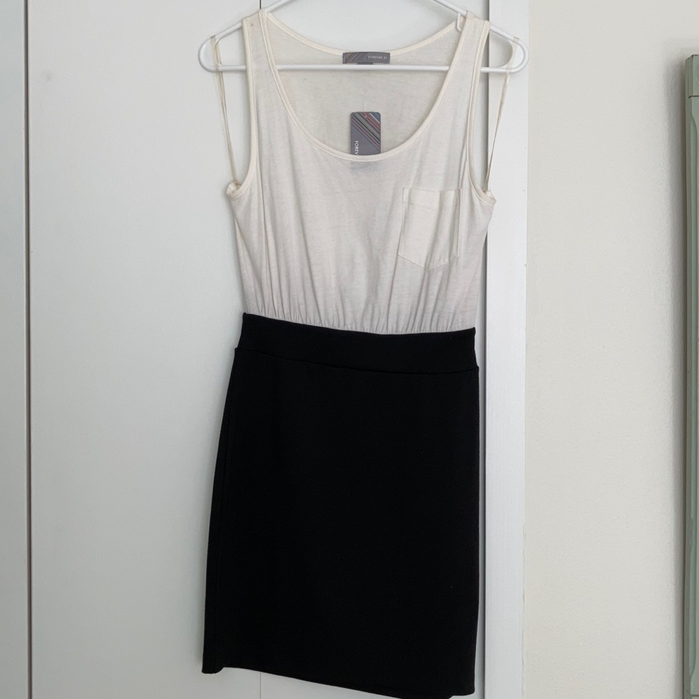 Mixed media Forever 21 dress with pocket.